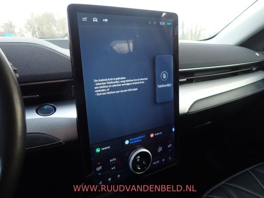 Ford Mustang Mach-E Mach-E RWD 75 kWh 93% SOH / CARPLAY / 360&deg;CAMERA / STOEL-STUURVERWARMING / TREKHAAK ActivLease financial lease