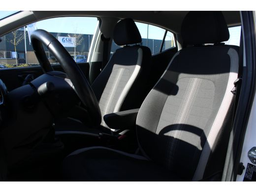 Hyundai i10 1.0 Comfort | Airco | DAB ontvanger | Multimedia-voorbereiding ActivLease financial lease