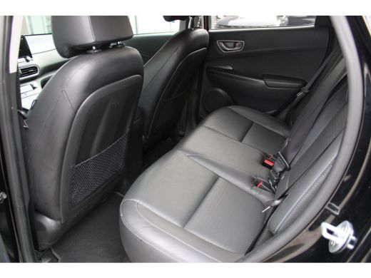 Hyundai Kona EV Comfort 64 kWh | Achteruitrijcamera | Apple Carplay/Android Auto|telefoonintegratie premium | ... ActivLease financial lease