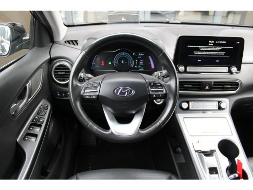 Hyundai Kona EV Comfort 64 kWh | Achteruitrijcamera | Apple Carplay/Android Auto|telefoonintegratie premium | ... ActivLease financial lease