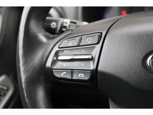 Hyundai Kona EV Comfort 64 kWh | Achteruitrijcamera | Apple Carplay/Android Auto|telefoonintegratie premium | ... ActivLease financial lease