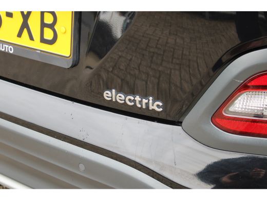 Hyundai Kona EV Comfort 64 kWh | Achteruitrijcamera | Apple Carplay/Android Auto|telefoonintegratie premium | ... ActivLease financial lease