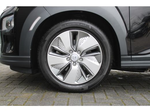 Hyundai Kona EV Comfort 64 kWh | Achteruitrijcamera | Apple Carplay/Android Auto|telefoonintegratie premium | ... ActivLease financial lease