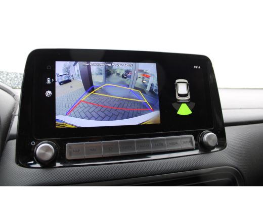 Hyundai Kona EV Fashion 64 kWh | Achteruitrijcamera | Head-up display | Keyless entry ActivLease financial lease