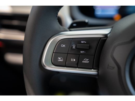 Jeep Avenger 1.2 e-Hybrid Summit | 8 Jaar Garantie | Panoramadak | Stoelverwarming & Voorruit Verwarming | El... ActivLease financial lease