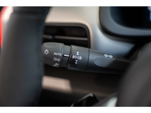 Jeep Avenger 1.2 e-Hybrid Summit | 8 Jaar Garantie | Panoramadak | Stoelverwarming & Voorruit Verwarming | El... ActivLease financial lease