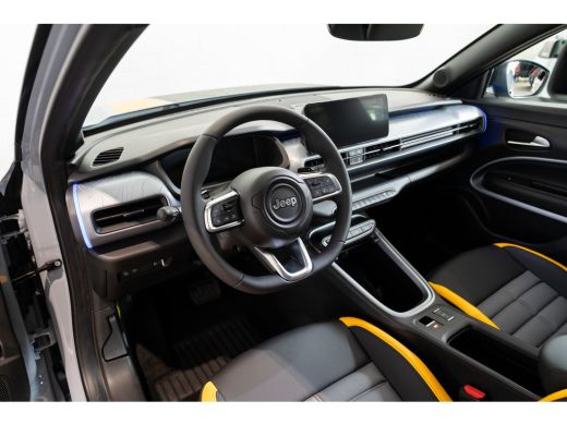 Jeep Avenger 1.2T 4xe The North Face | 8 Jaar Garantie | Navigatie | Camera | Parkeersensoren | Elektrische Ac... ActivLease financial lease