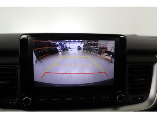 Kia Stonic 1.0 T-GDi MHEV DynamicLine Airco | Cruise control | Carplay | Camera | Parkeersensoren | ActivLease financial lease