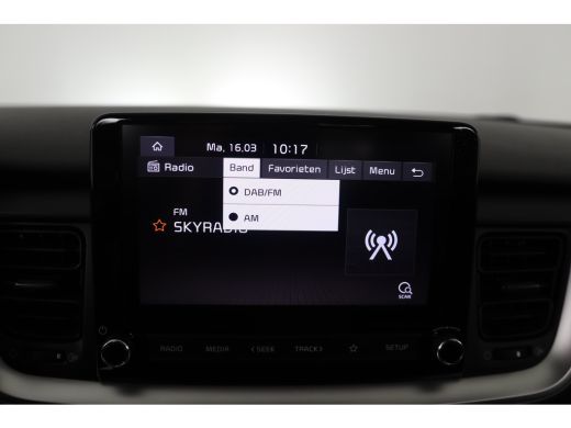 Kia Stonic 1.0 T-GDi MHEV DynamicLine Airco | Cruise control | Carplay | Camera | Parkeersensoren | ActivLease financial lease
