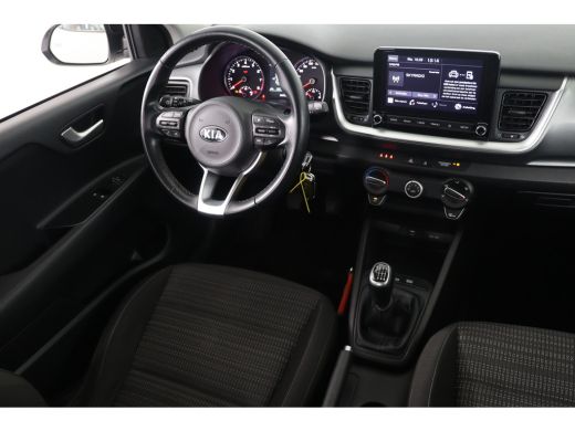 Kia Stonic 1.0 T-GDi MHEV DynamicLine Airco | Cruise control | Carplay | Camera | Parkeersensoren | ActivLease financial lease