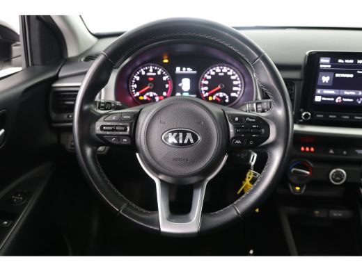 Kia Stonic 1.0 T-GDi MHEV DynamicLine Airco | Cruise control | Carplay | Camera | Parkeersensoren | ActivLease financial lease