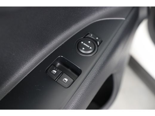 Kia Stonic 1.0 T-GDi MHEV DynamicLine Airco | Cruise control | Carplay | Camera | Parkeersensoren | ActivLease financial lease