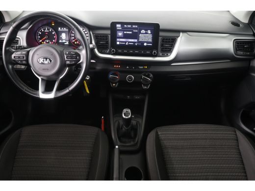 Kia Stonic 1.0 T-GDi MHEV DynamicLine Airco | Cruise control | Carplay | Camera | Parkeersensoren | ActivLease financial lease