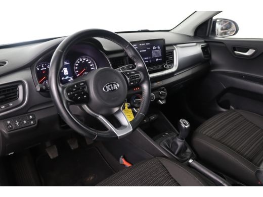 Kia Stonic 1.0 T-GDi MHEV DynamicLine Airco | Cruise control | Carplay | Camera | Parkeersensoren | ActivLease financial lease
