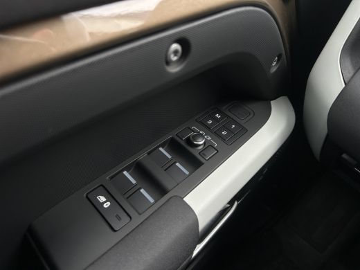 Land Rover Defender 3.0 D250 110 MHEV X-Dynamic HSE | 1e eig. | Luchtvering | Trekhaak | Head-Up | Meridan Sound | Ad... ActivLease financial lease