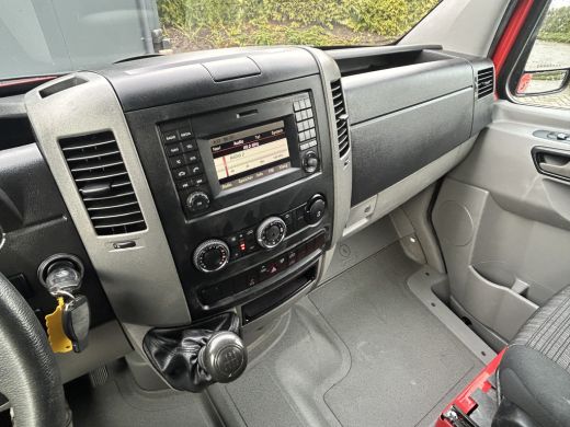 Mercedes-Benz Sprinter 314 CDI 143 PK / L2H1 / 1e EIG. / IMPERIAAL / INRICHTING / 2.8T. TREKHAAK / AIRCO / CRUISE ActivLease financial lease