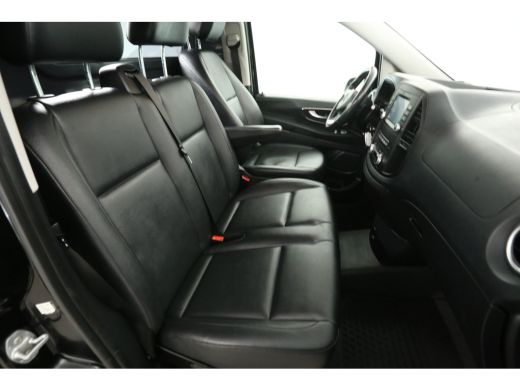 Mercedes-Benz Vito 116 CDI Lang | Aut. | Clima | Camera | Cruise | Carplay | 3 Zits | Trekhaak | LED ActivLease financial lease