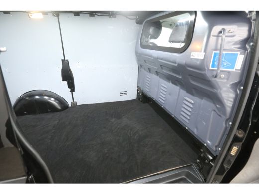 Mercedes-Benz Vito 116 CDI Lang | Aut. | Clima | Camera | Cruise | Carplay | 3 Zits | Trekhaak | LED ActivLease financial lease