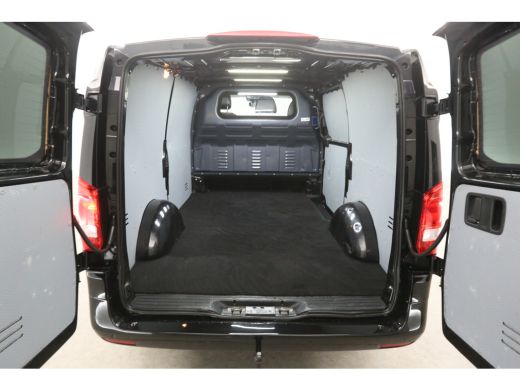 Mercedes-Benz Vito 116 CDI Lang | Aut. | Clima | Camera | Cruise | Carplay | 3 Zits | Trekhaak | LED ActivLease financial lease