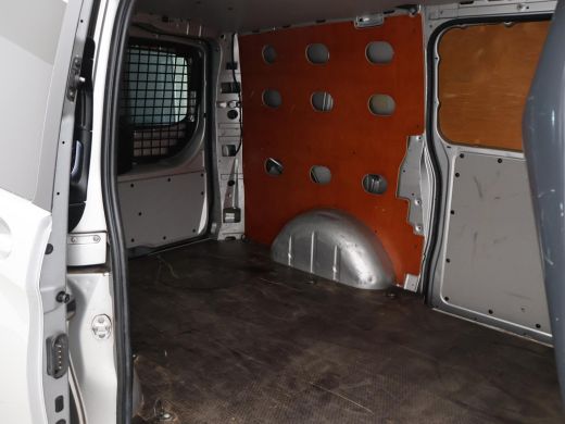 Mercedes-Benz Vito 119 CDI 190 PK AUT. L2H1 + 2 SCHUIFDEUREN | LED | CAMERA | 2500 KG TREKHAAK | 18 INCH LMV ActivLease financial lease