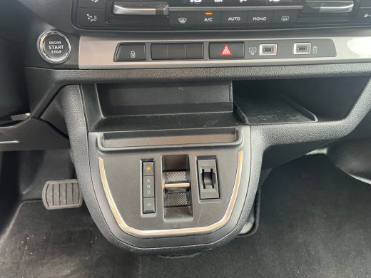 Opel Vivaro 2.0 Diesel 180 S&S L3 DC | 2 zitplaatsen rechtsvoor | Airco | Bandenspanningscontrolesysteem Airc... ActivLease financial lease