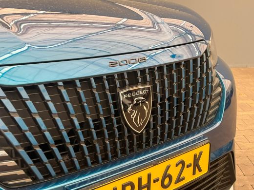 Peugeot 2008 1.2 Hybrid 136 GT Camera | Digitaal Dashboard | Cruise | Climate | 17" Lichtmetaal | Keyless | Le... ActivLease financial lease