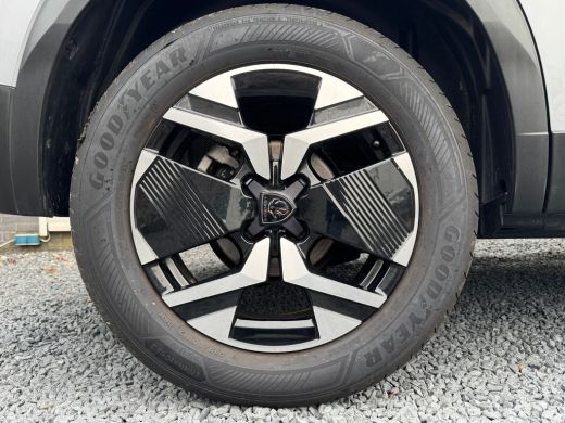 Peugeot 2008 1.2 PureTech 100 Allure 6-bak 102PK | Halfleder | PDC | Apple Carplay/Android Auto | Cruise Contr... ActivLease financial lease