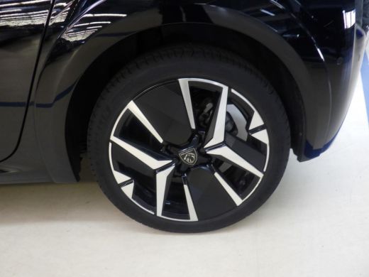 Peugeot 208 1.2 Hybrid 145 e-DCS6 GT | Origineel NL auto | Navigatie | Camera voor + achter | Automaat | 21.0... ActivLease financial lease