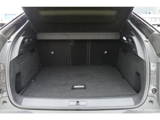 Peugeot 3008 1.2 HYBRID 136PK GT EXCLUSIVE AUTOMAAT / NAVI / CLIMA / PDC / 19"LMV / CAMERA V+A / PANO.DAK / EL... ActivLease financial lease