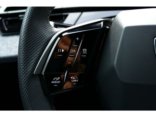 Peugeot 3008 1.2 HYBRID 136PK GT EXCLUSIVE AUTOMAAT / NAVI / CLIMA / PDC / 19"LMV / CAMERA V+A / PANO.DAK / EL... ActivLease financial lease