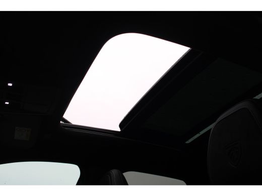 Peugeot 3008 1.2 Hybrid 145 GT | Achterbank in delen neerklapbaar | Achterbank verwarmd | Achteruitrijcamera ActivLease financial lease