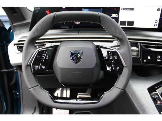 Peugeot 3008 1.2 Hybrid 145 GT | Achterbank in delen neerklapbaar | Achterbank verwarmd | Achteruitrijcamera ActivLease financial lease