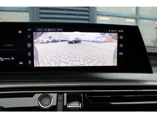 Peugeot 3008 1.2 Hybrid 145 GT | Achterbank in delen neerklapbaar | Achterbank verwarmd | Achteruitrijcamera ActivLease financial lease