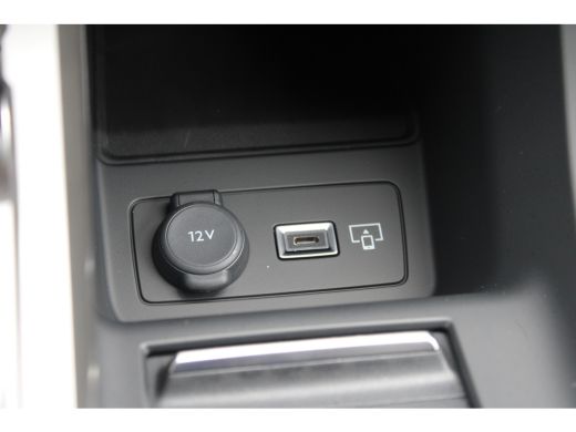 Peugeot 308 SW 1.6 Plug-in Hybrid 180 Allure | camera rondom | sensoren rondom | stoel+stuur verwarming | key... ActivLease financial lease