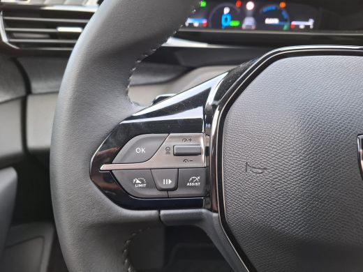 Peugeot 408 1.6 HYbrid Allure Pack 225 EAT8 | Achteropkomend verkeer waarschuwing | Achteruitrijcamera | Alar... ActivLease financial lease