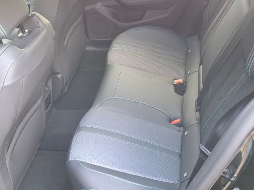 Peugeot 408 1.6 HYbrid Allure Pack 225 EAT8 | Achteropkomend verkeer waarschuwing | Achteruitrijcamera | Alar... ActivLease financial lease