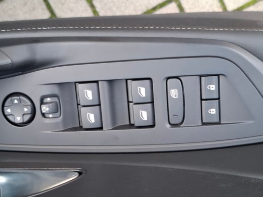 Peugeot 408 1.6 HYbrid Allure Pack 225 EAT8 | Achteropkomend verkeer waarschuwing | Achteruitrijcamera | Alar... ActivLease financial lease