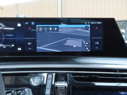 Peugeot 5008 1.6 Plug-in Hybrid 195 GT | Automaat | Panorama/schuifdak | Luxe stoelen | Origineel NL auto | 7... ActivLease financial lease