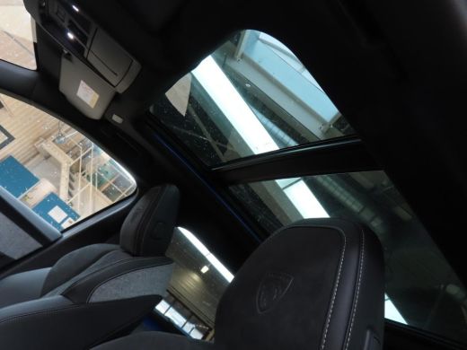 Peugeot 5008 1.6 Plug-in Hybrid 195 GT | Automaat | Panorama/schuifdak | Luxe stoelen | Origineel NL auto | 7... ActivLease financial lease