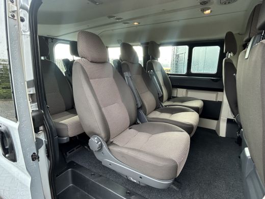 Peugeot Boxer 2.2 BlueHDI 141 PK / EURO 6 / L1H1 / 9 PERSOONS / AIRCO / CRUISE / PERSONENBUS / BLUETOOTH ActivLease financial lease