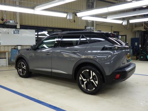 Peugeot e-2008 EV GT 54 kWh | Fase 3 laden | 29.000km | Navigatie | Camera | Origineel NL auto | Adaptieve cruis... ActivLease financial lease