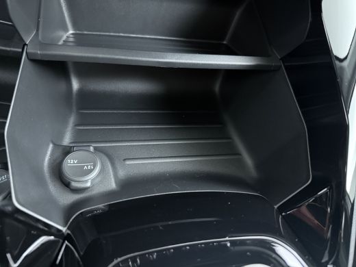 Peugeot e-208 Allure | Elektrische parkeerrem | Elektrische parkeerrem | Extra getinte achterste zijruiten en a... ActivLease financial lease