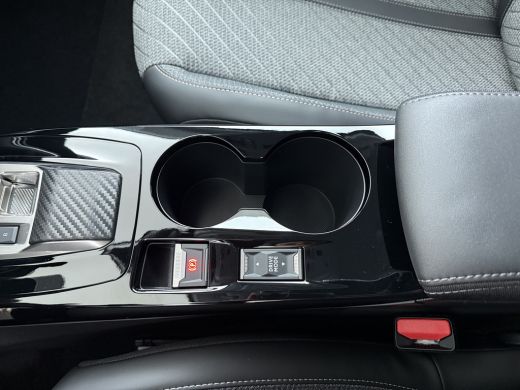 Peugeot e-208 Allure | Elektrische parkeerrem | Elektrische parkeerrem | Extra getinte achterste zijruiten en a... ActivLease financial lease