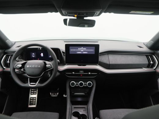 Skoda Kodiaq 1.5 TSi 204 Pk Automaat PHEV Sportline Business | Panoramadak | Trekhaak | Full LED | 20 Inch | S... ActivLease financial lease