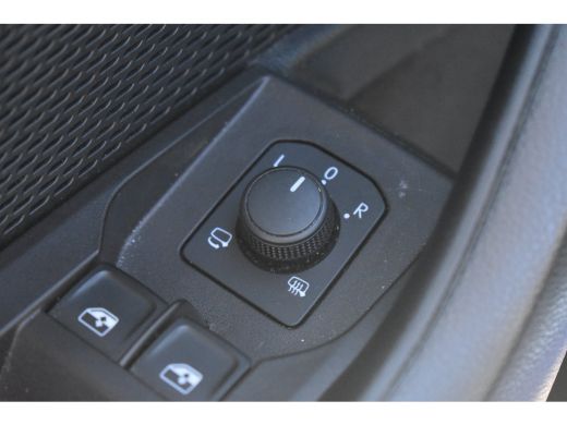 Skoda Octavia Combi Ambition iV 204PK PHEV | ACC | PDC Achter | Climate Control | Stoelverwarming voor ActivLease financial lease