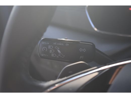 Skoda Octavia Combi Ambition iV 204PK PHEV | ACC | PDC Achter | Climate Control | Stoelverwarming voor ActivLease financial lease