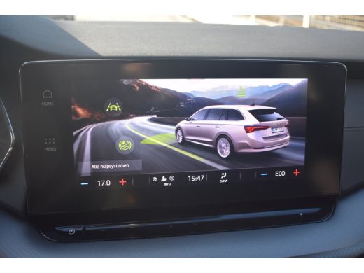 Skoda Octavia Combi Ambition iV 204PK PHEV | ACC | PDC Achter | Climate Control | Stoelverwarming voor ActivLease financial lease