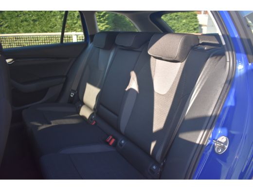 Skoda Octavia Combi Ambition iV 204PK PHEV | ACC | PDC Achter | Climate Control | Stoelverwarming voor ActivLease financial lease