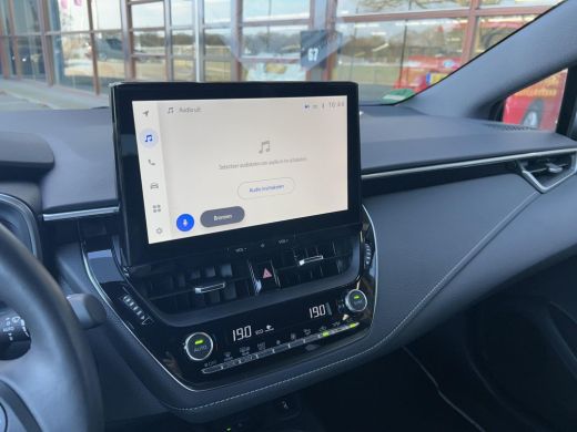 Toyota Corolla Touring Sports Hybrid 140 Dynamic ActivLease financial lease