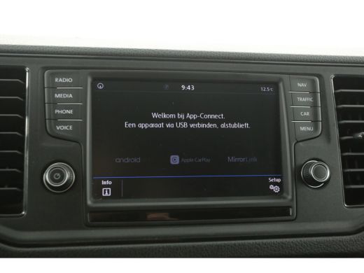 Volkswagen Crafter 2.0 TDI L3H2 | Airco | Cruise | Carplay | Parkeersens. | Traanplaat ActivLease financial lease